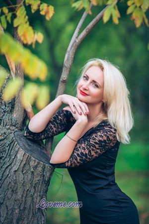 169090 - Elena Age: 46 - Ukraine