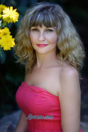 182051 - Yuliya Age: 47 - Ukraine