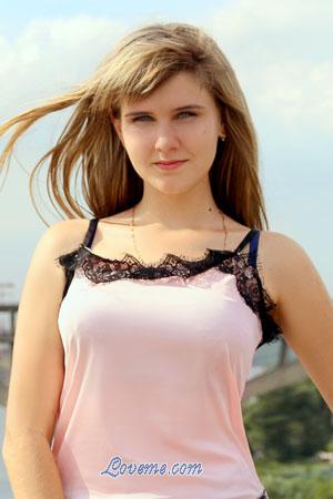 182783 - Alina Age: 26 - Ukraine