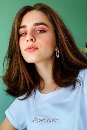 198086 - Anastasia Age: 23 - Ukraine