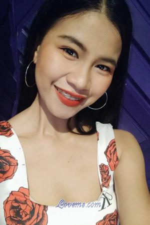 Ladies of Sakon Nakhon