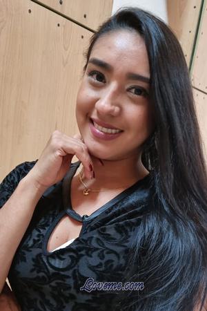 204160 - Jessica Age: 33 - Colombia