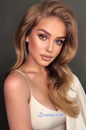 215068 - Anna Age: 22 - Ukraine