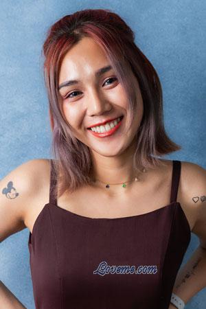 Ladies of Pathum Thani