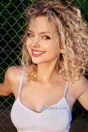 221360 - Ksenya Age: 22 - Ukraine