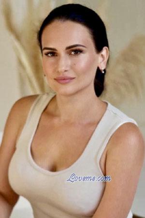 222333 - Ksenya Age: 36 - Ukraine