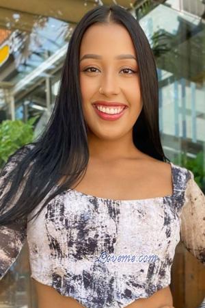 222866 - Imandra Age: 26 - Colombia