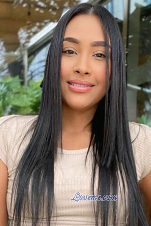 224122 - Daniela Age: 28 - Colombia